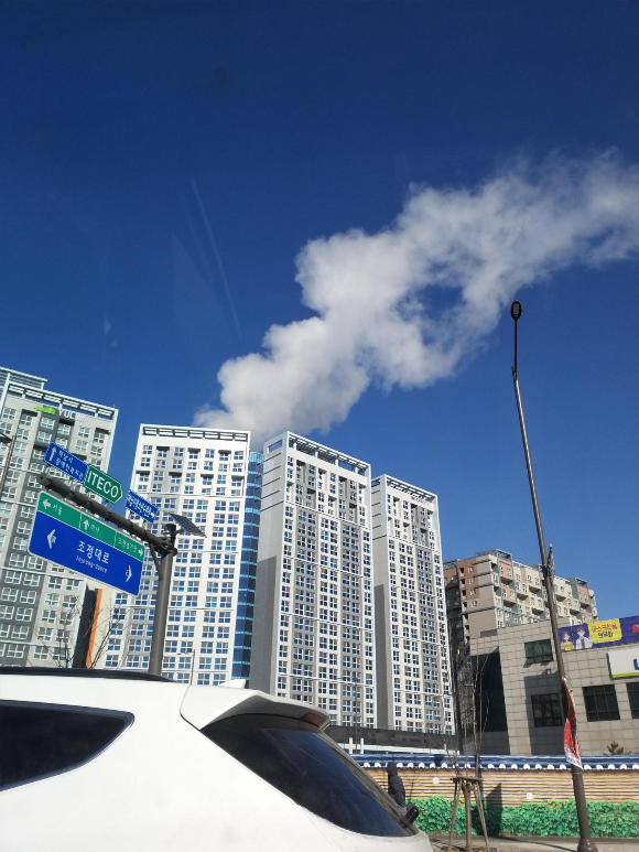  [20201214]건물에서 폴폴 올라오는 수증기를 보고 불난줄 알고 깜짝 놀랐네요