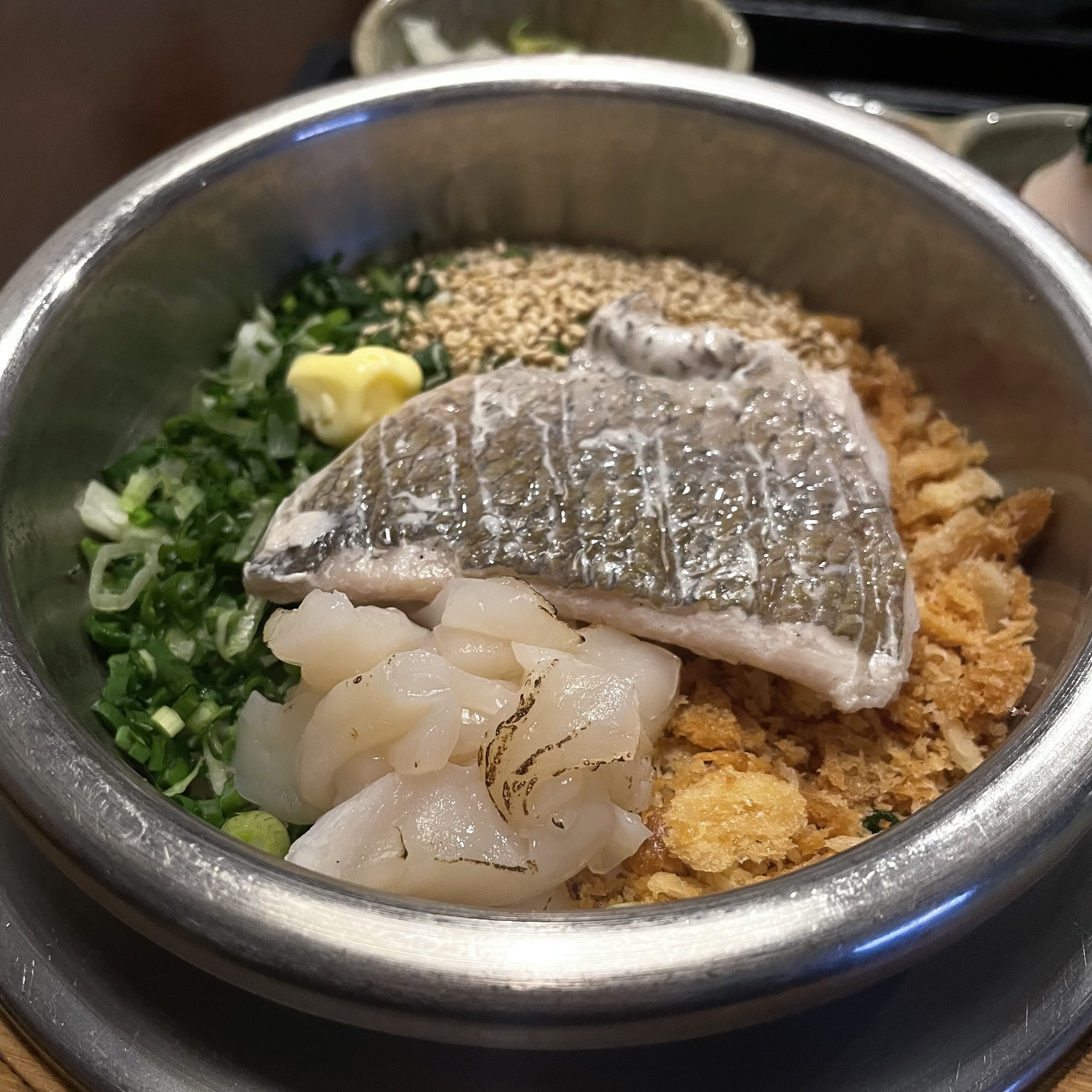  홍대 솥밥 맛집, 솔솥 찐후기 (스테이크 솥밥, 도미 솥밥)