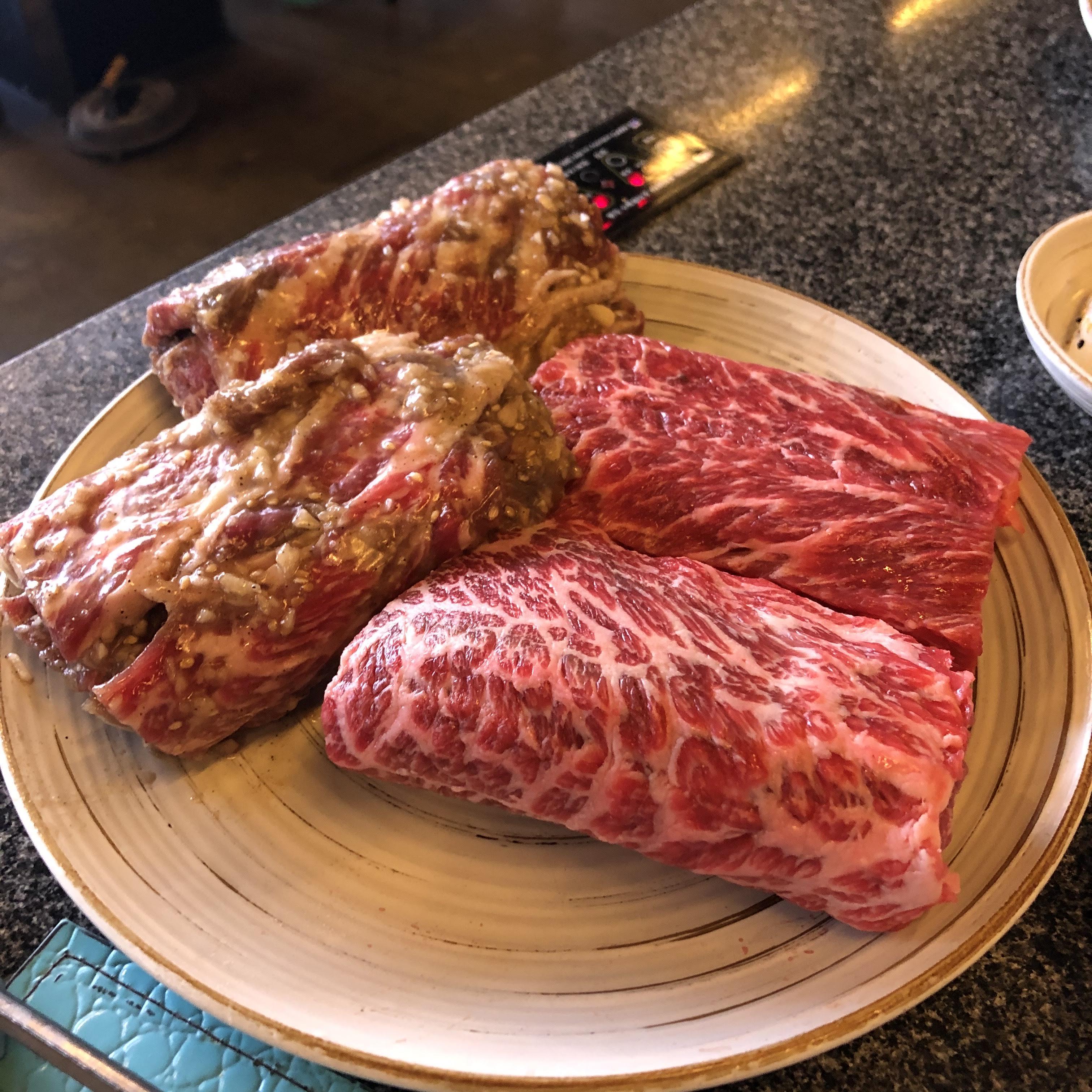  본수원갈비 : 생갈비 : 양념갈비 : 수원 인계점
