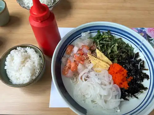  [분당/정자동 맛집] 명품회덮밥이 인기메뉴인 정자초밥 후기(feat. 런치초밥): 직장인들 점심으로 제격일 듯