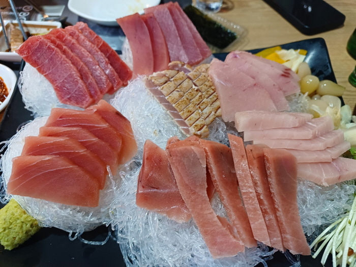  [경희대 회기역 참치무한리필 맛집] 참다랑어 19,000원 스끼다시 맛집