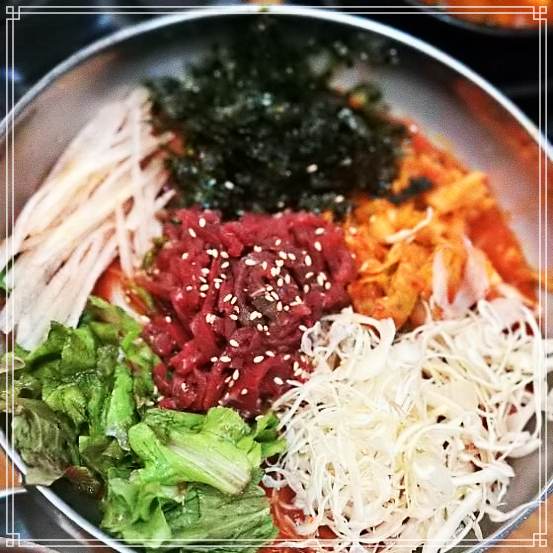  생방송 오늘저녁 서초 반포 고속버스터미널 고터 묵은지삼합 맛집 8월25일 대박의비밀 묵은지 육회 국수 위치