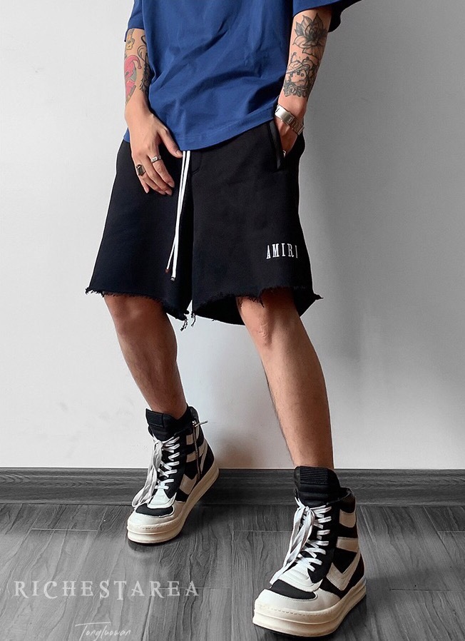  [AMIRI] 아미리 스웨트 쇼츠