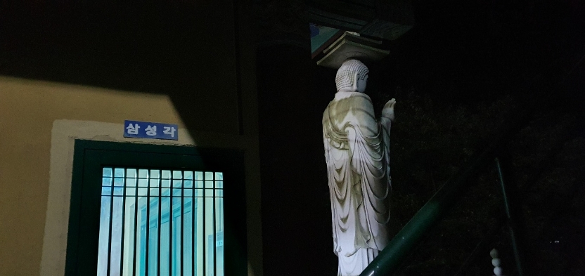 img.jpg