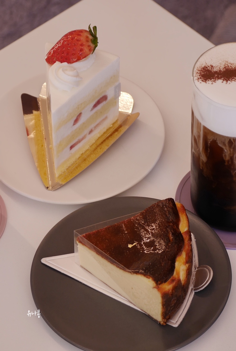 케이크(owa cake)에서 커피와 디저트 옥정 카페, 오와 21