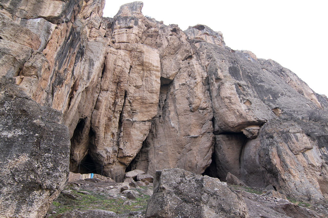 고대의 와인 생산 시설이 발굴된 아레니(Areni) 동굴