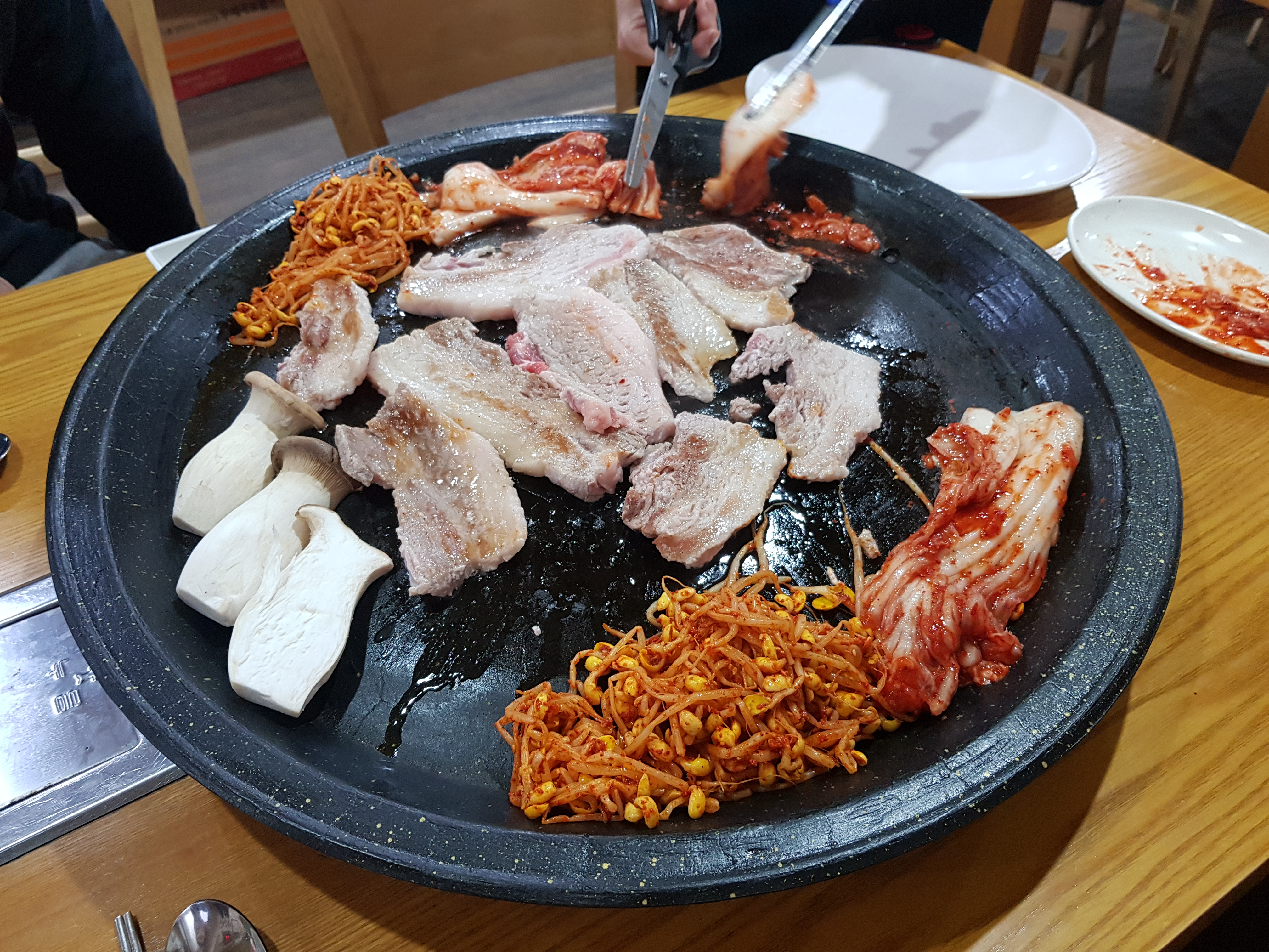  [돈이랑능이백숙&솥뚜껑삼겹살] 양주 덕정 아무도 모르고있는 맛집