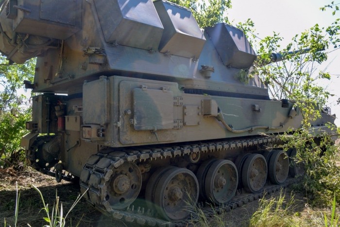 우크라이나의 전장에 투입된 한국의 K9 썬더 VIDEO: Ukraine army uses Krab 155mm howitzers donated by Poland to fight Russian troops