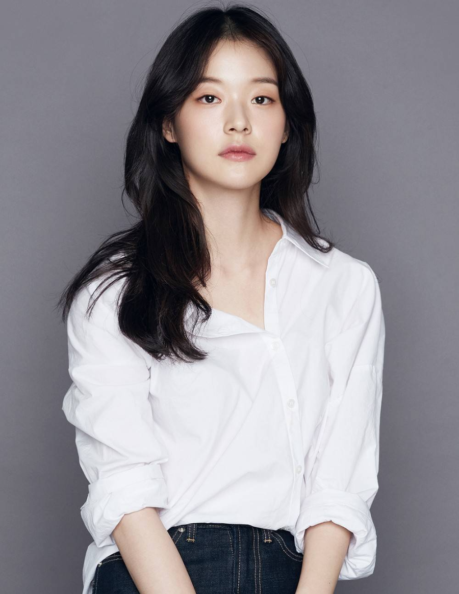 배우 신도현