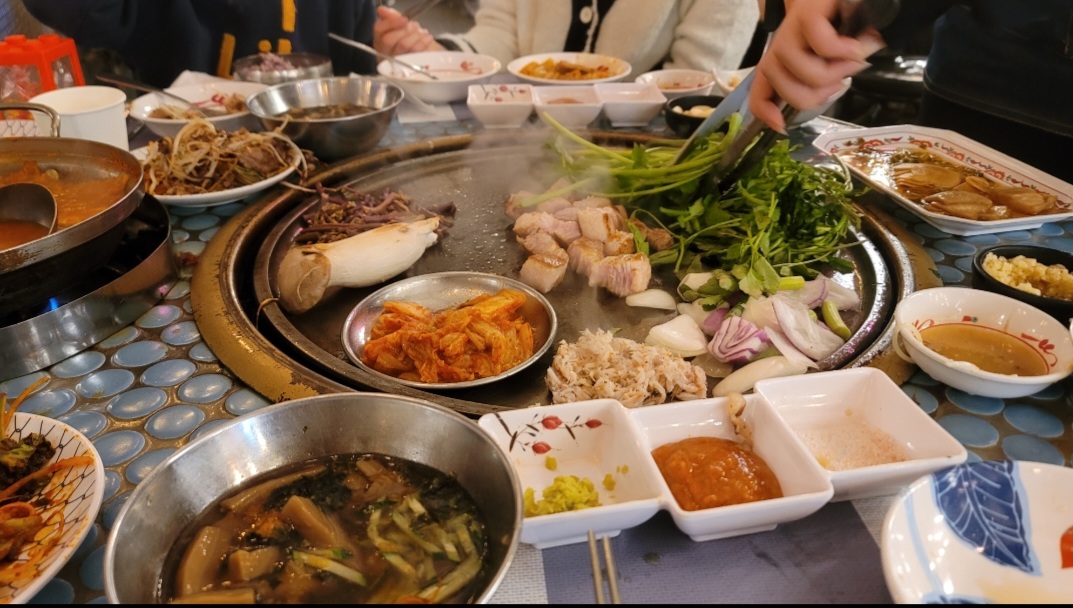 고철상-삼겹살-미나리