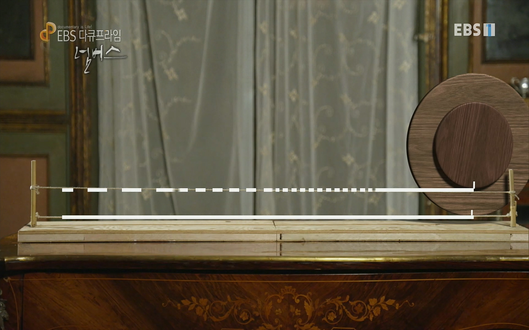 EBS 다큐프라임 - TV - 교육의 중심 EBS넘버스 - 2부 천국의 사다리, ∞.mp4_20220723_150834.212.jpg
