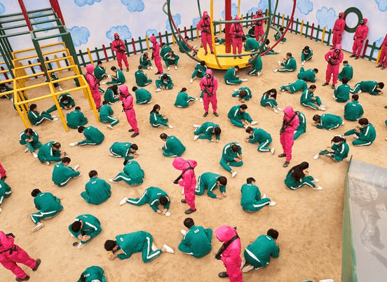 오징어게임-감시