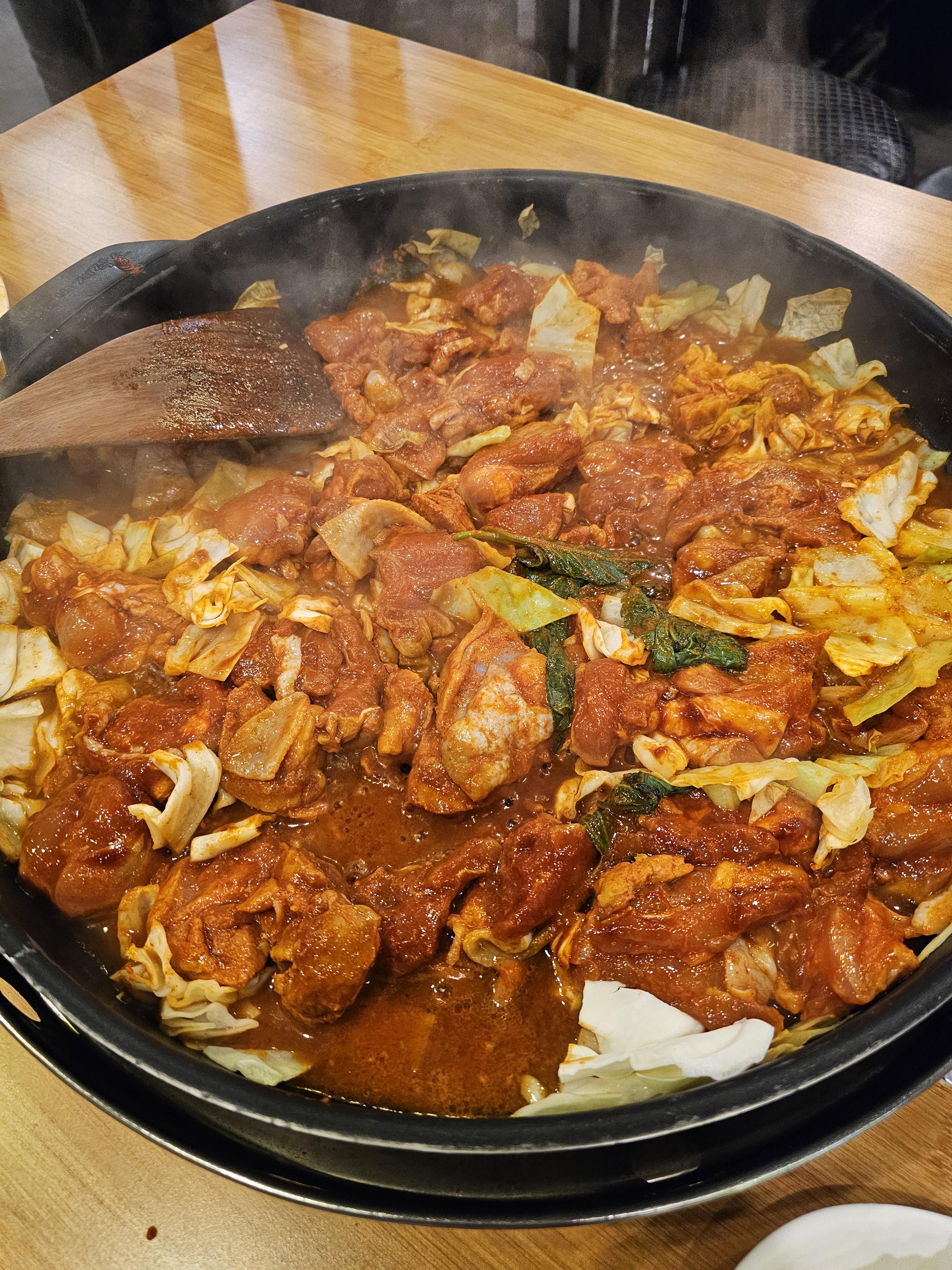 무한리필 닭갈비제작소