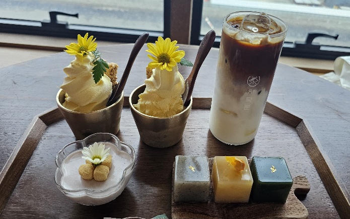 차덕분 임실치즈아이스크림과 우유라떼, 양갱, 푸딩