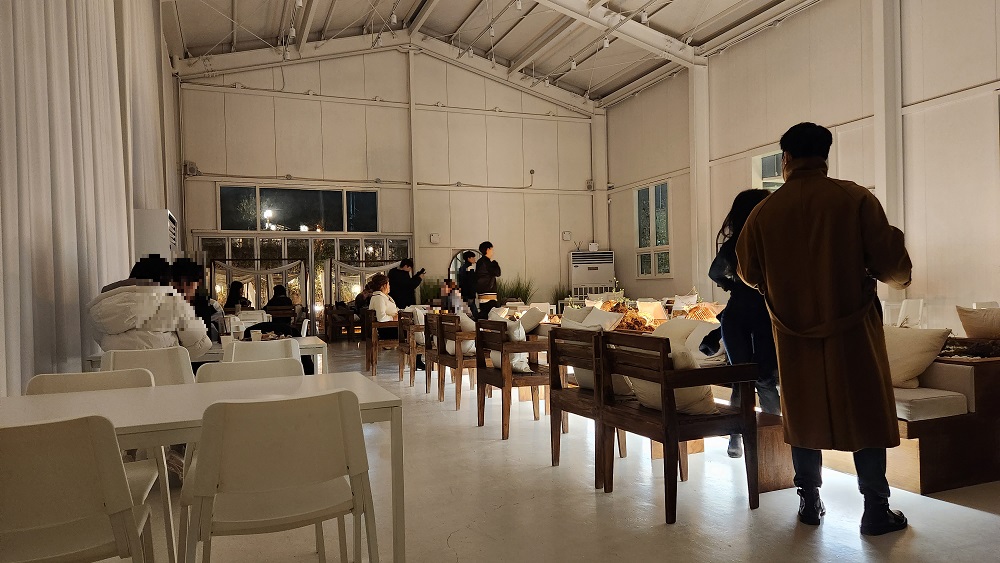 용인-대형카페-디자인