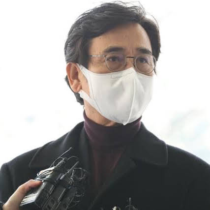 한동훈의 명예훼손 고발, 검찰은 유시민에 징역 1년 구형, 한동훈과 유시민의 각각 입장