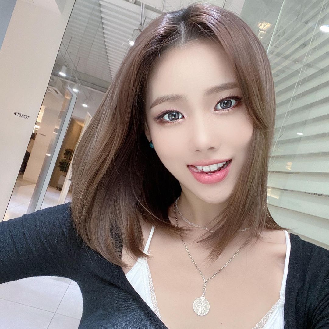  API (아이돌) 새벽 인스타그램 셀카 사진 모음 - 2