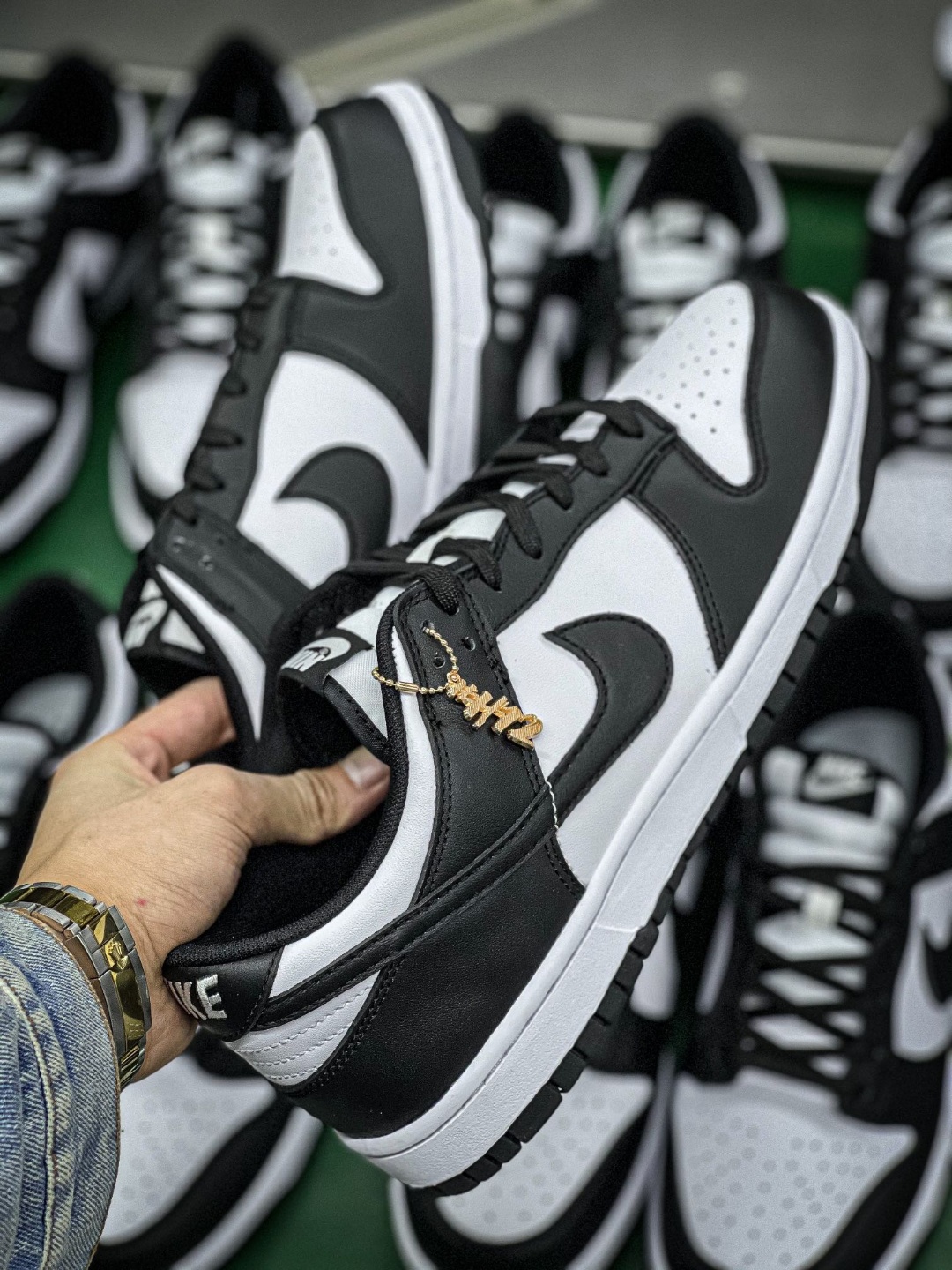  [NIKE] H12 나이키 덩크 로우 레트로 블랙 화이트 범고래 BLACK WHITE DD1391-100