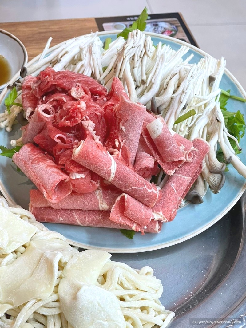 도깨비칼국수 이미지