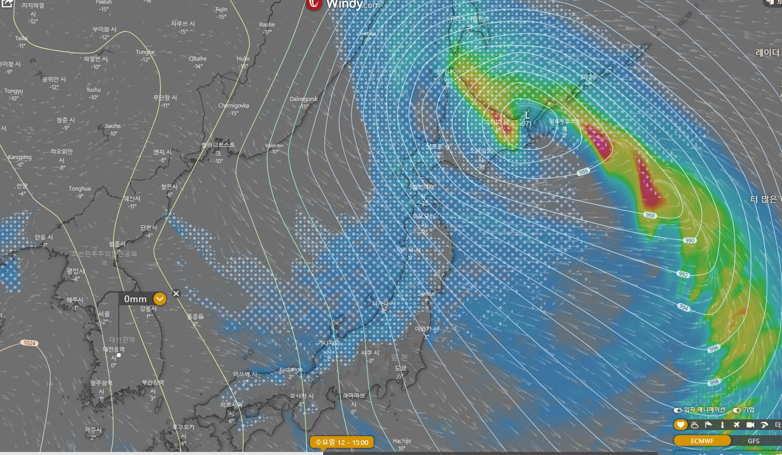 윈디닷컴-유럽기상청-ECMWF-눈비예측모델-2022년-1월12일-15시-모습-거대-겨울태풍-겨울폭풍-위력적