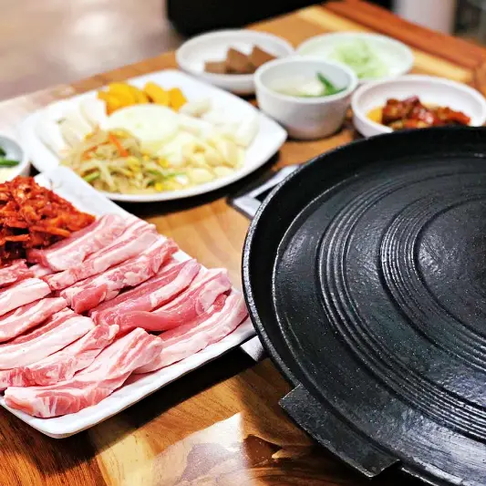  놀토 놀라운토요일 청주 가경터미널시장 더덕생삼겹살 맛집 297회 청소광 브라이언 규현 삼겹살 가격 위치 어디