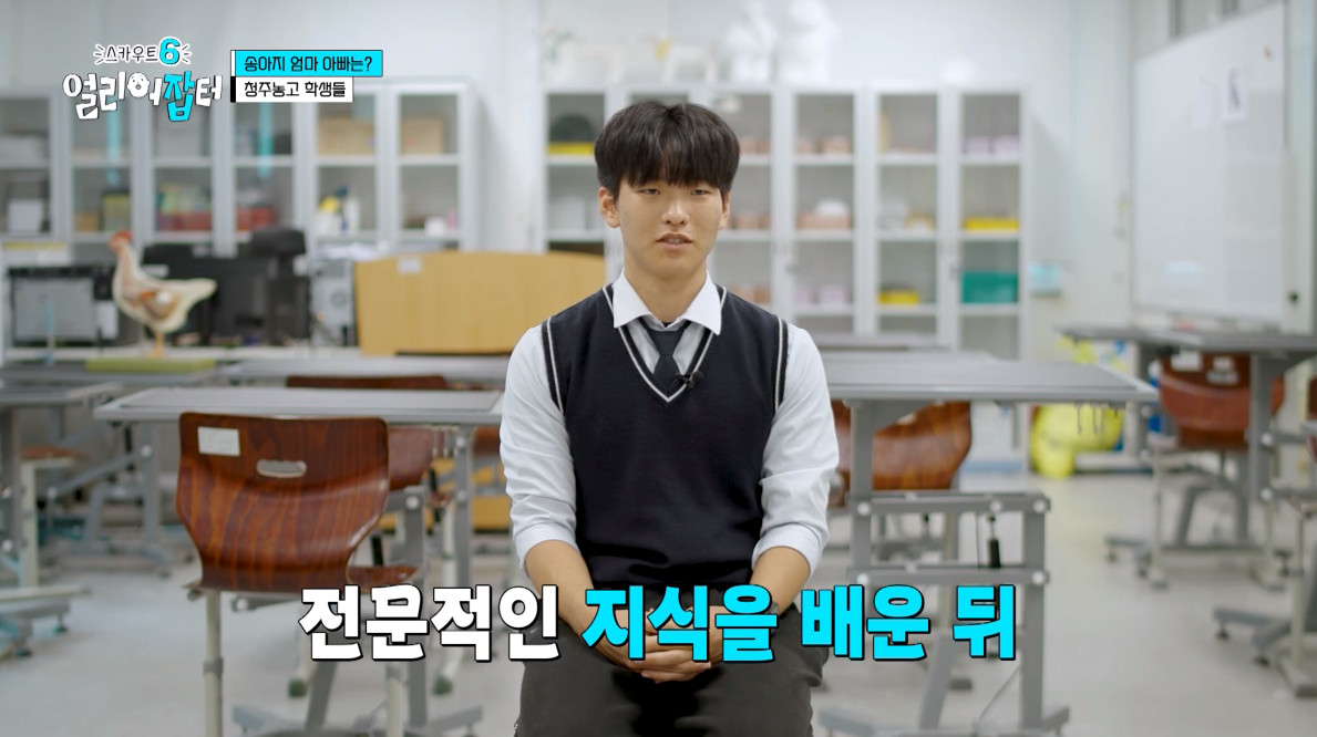 개신기한 병아리 꿈틀대면서 부화하는 모습...jpg | 인스티즈