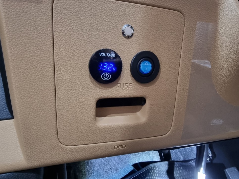 카니발 GSP 인산철 배터리 총 2대■■방전 걱정 없이 사용할 수 있는 3~4세대 9