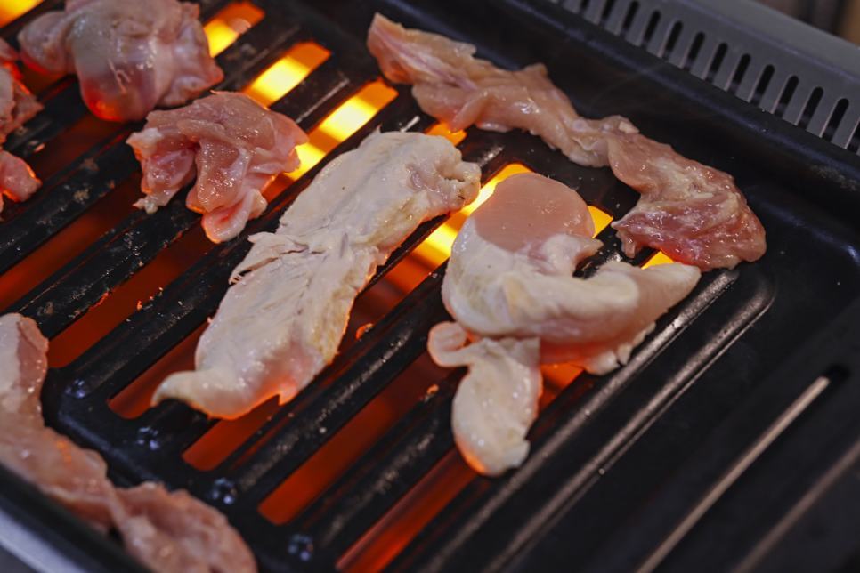 치킨 안심 - 치킨 숄더 - 치킨 넥