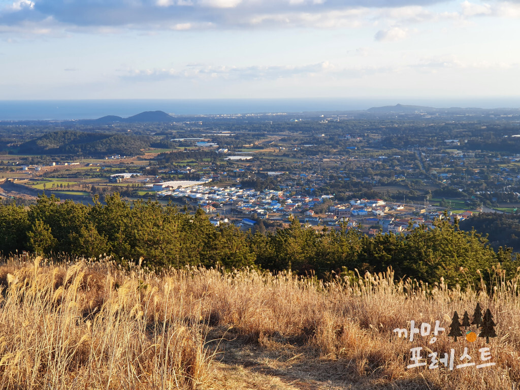 영주산에서 바라본 성읍마을