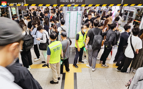 서울지하철 안전도우미 사진 예시