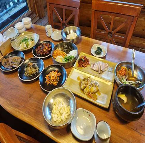 청산별곡 백운호수점
