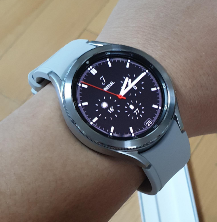  갤럭시 워치4 클래식 46mm 언박싱