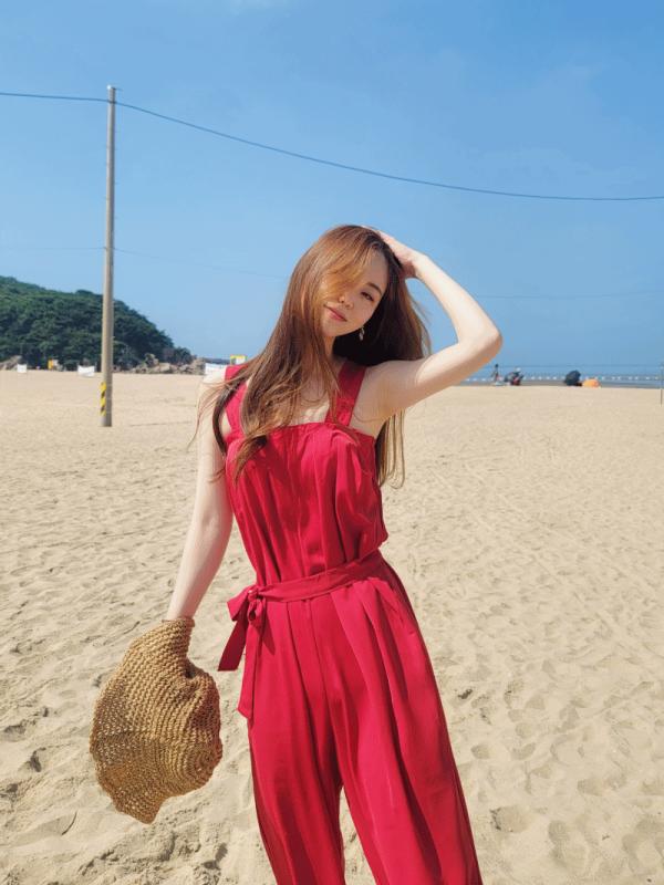 찰랑찰랑 민소매 썸머 레드 점프수트