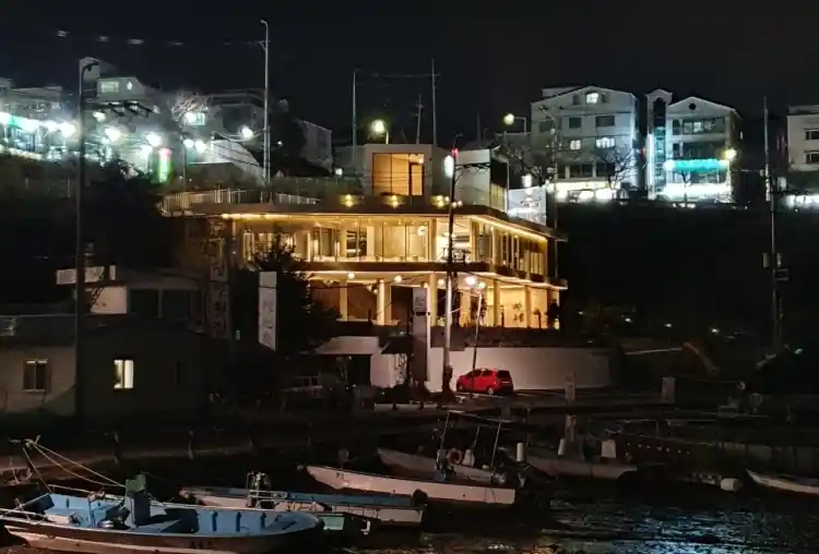 호끼린 커피 로스터스 가게 전경
