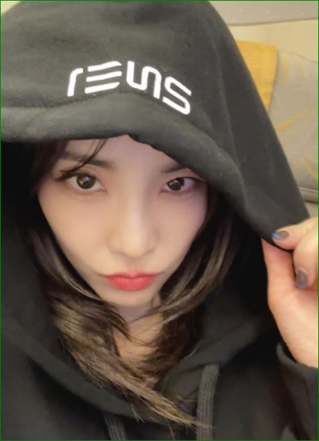 후드 산다라