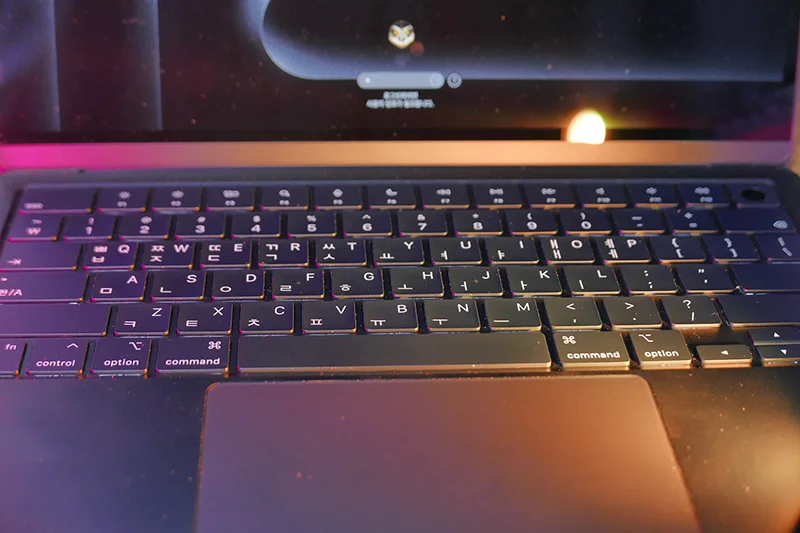 맥북에어 m2의 모습