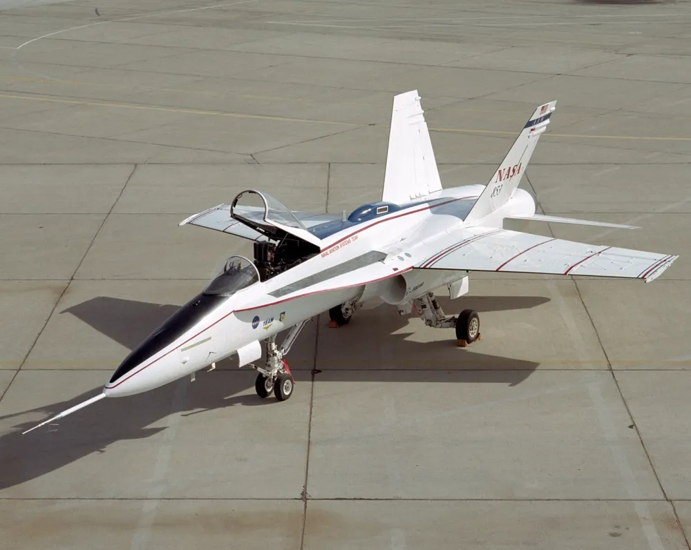 X-53 액티브 에어로엘라스틱 윙(AAW)