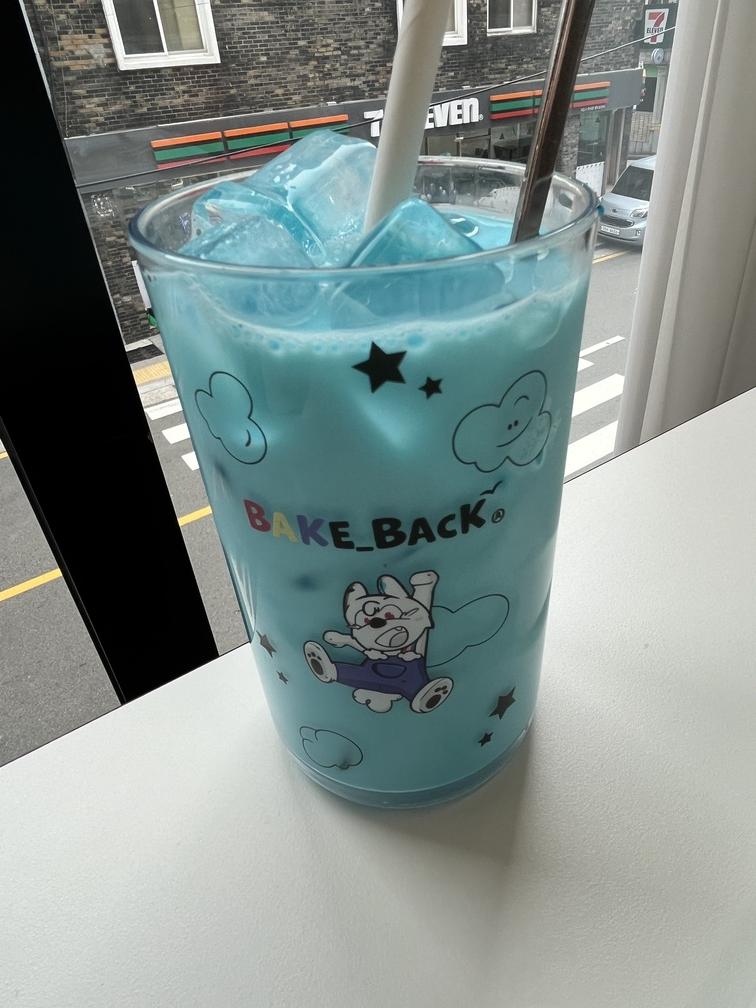 블루소다밀크입니다