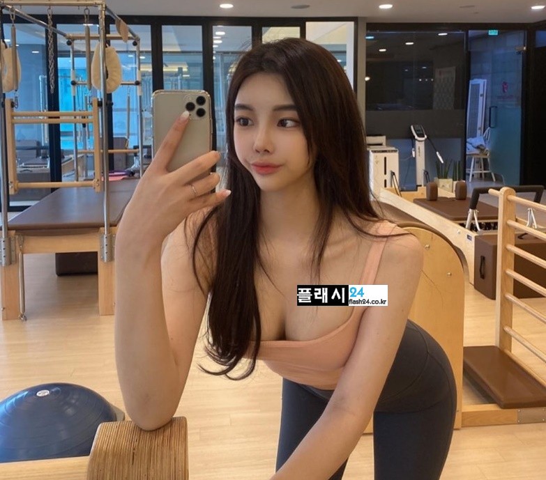  필라테스 강사 겸 모델 고구미