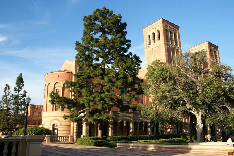 UCLA 캠퍼스