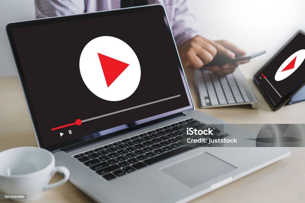 유튜브, 블로그, SNS 크리에이터의 디지털 유산: 콘텐츠의 소유권과 수익 분배