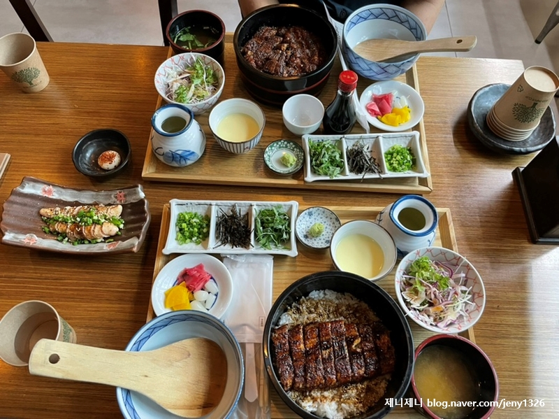 메론 [명동] 서설 히츠마부시 16