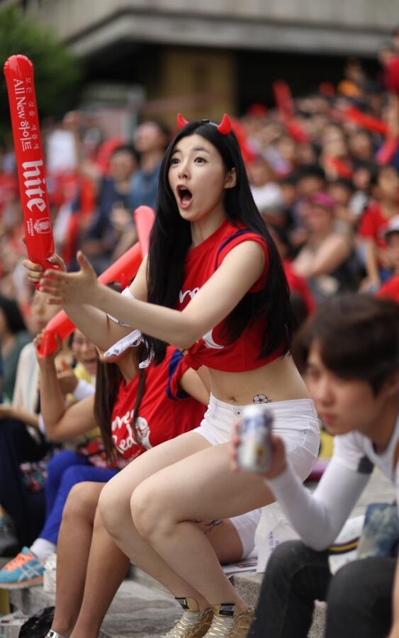  열심히 응원중인 유승옥