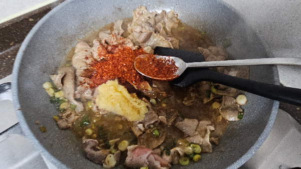 삼겹살 두부 짜글이 만드는 방법