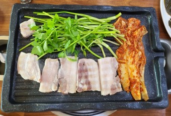 미나리 삼겹살 미나리 해물전
