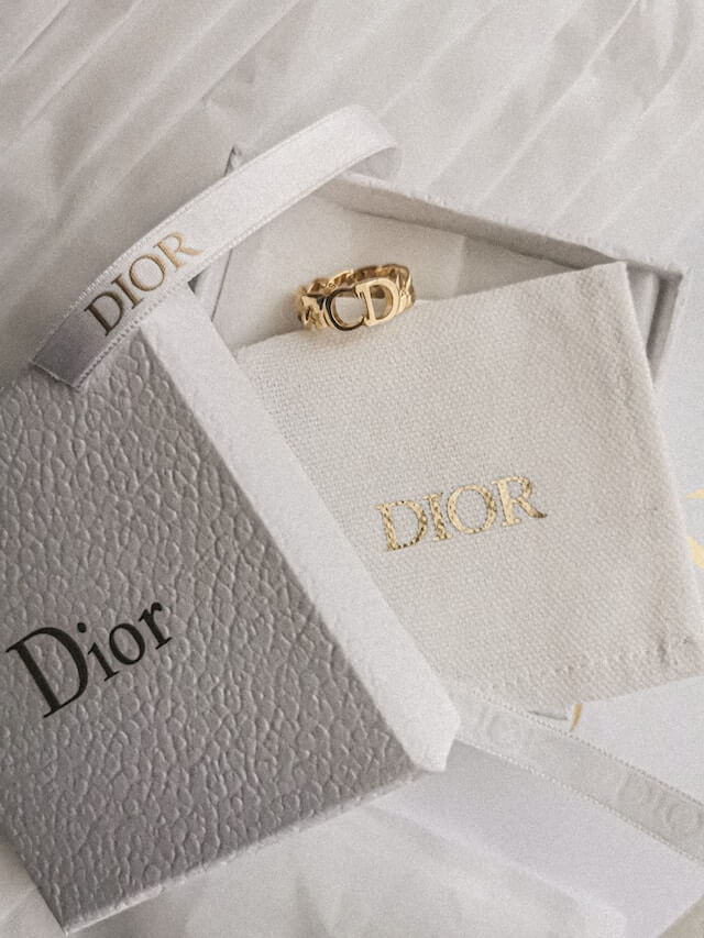 디오르 Dior