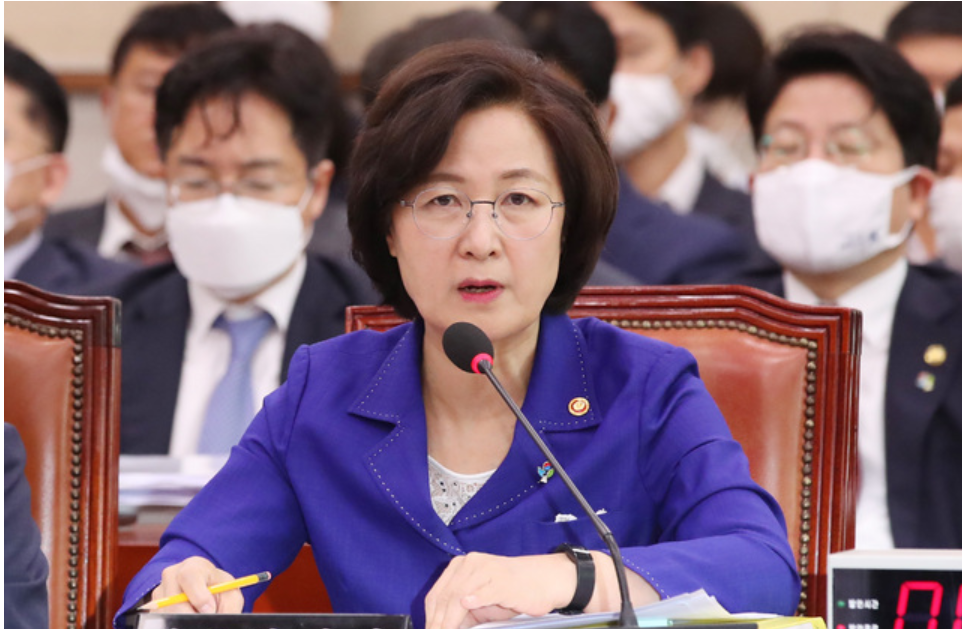  법무부장관 지휘권 발동..윤석열 사퇴하나?