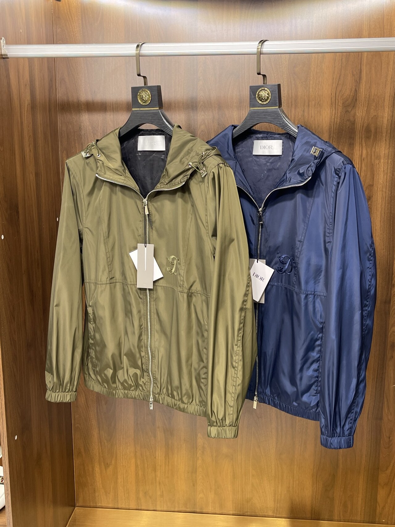  [DIOR x KENNY SCHARF] 디올 X 케니샤프 후드 블루종 집업 자켓 013C402H5149 (2 COLOR)