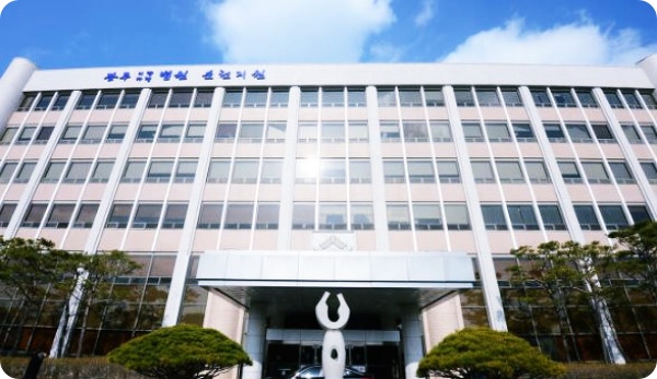  15세 아들 수면제 먹여 살해 30대 엄마...범행 계획적이고 잔혹 '중형 선고'
