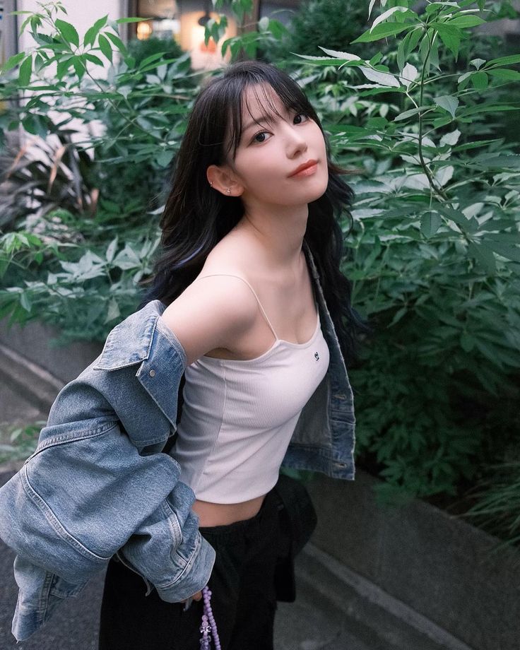 미야와키 사쿠라 宮脇 咲良 (르세라핌 LE SSERAFIM)2